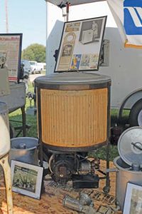 Like Clockwork on Wash Day Image